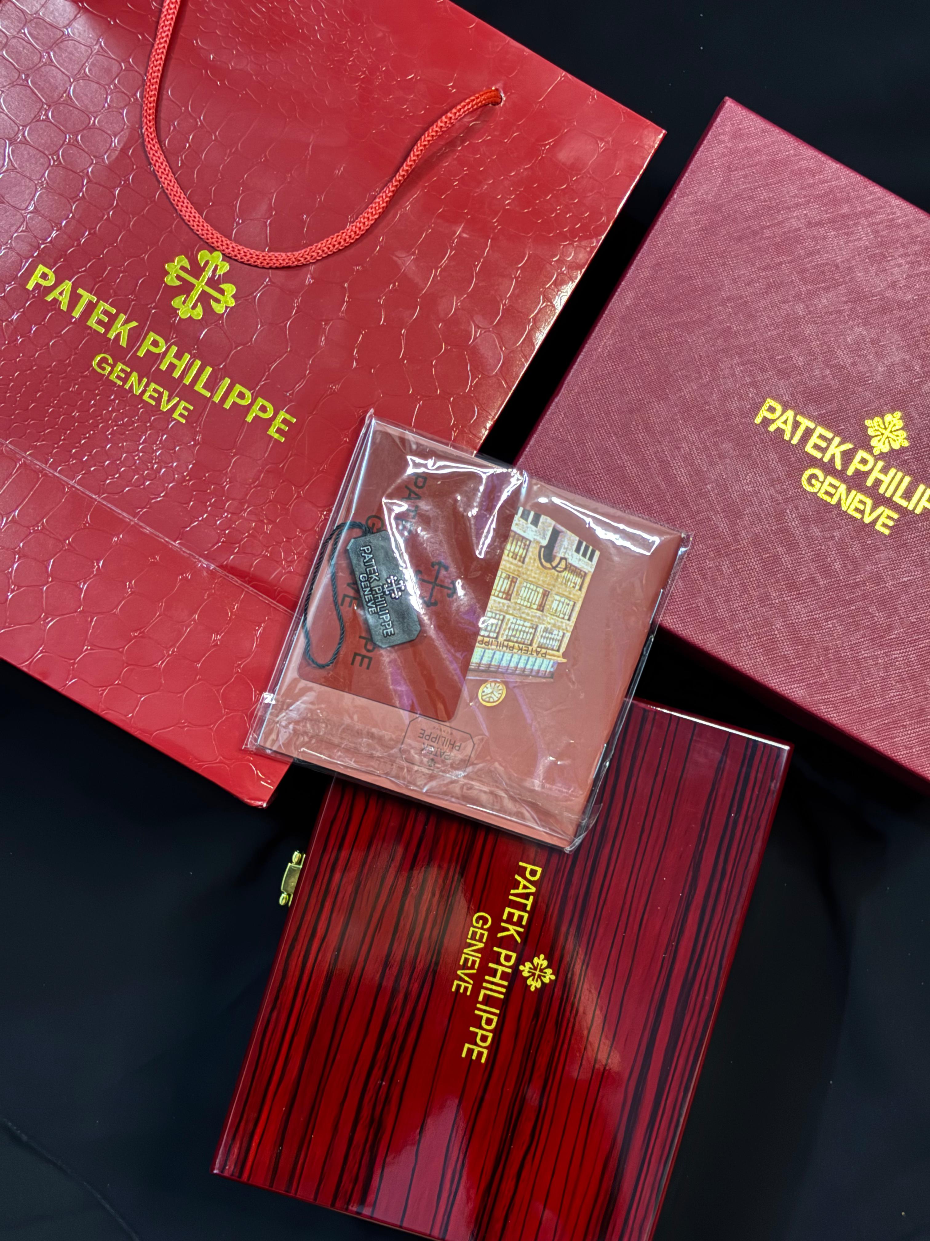 Luxury Patek Philippe Geneva Watch Box Set – Wooden & Leather Interior