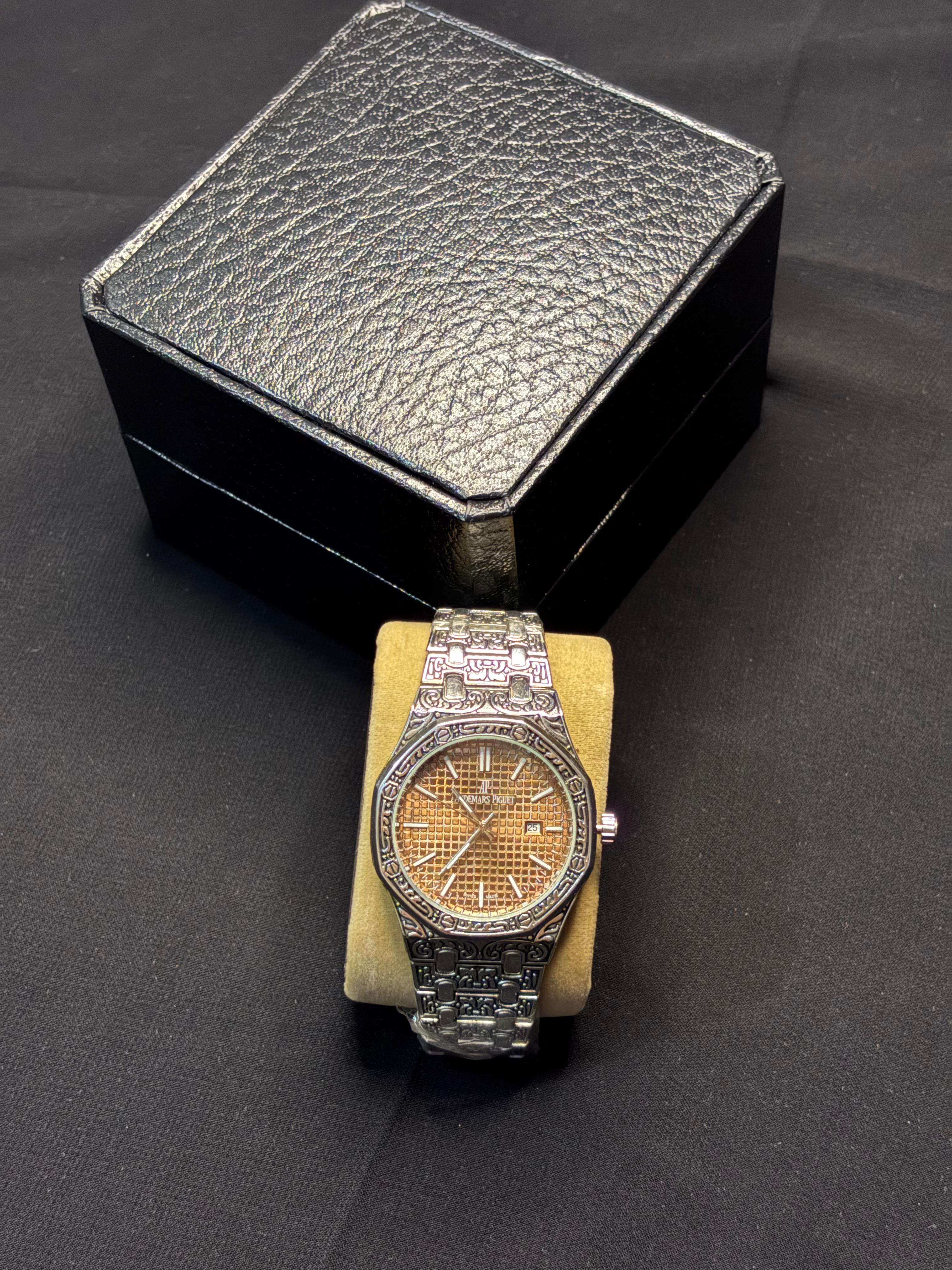 AP Luxury Watch ( Royal Heritage )