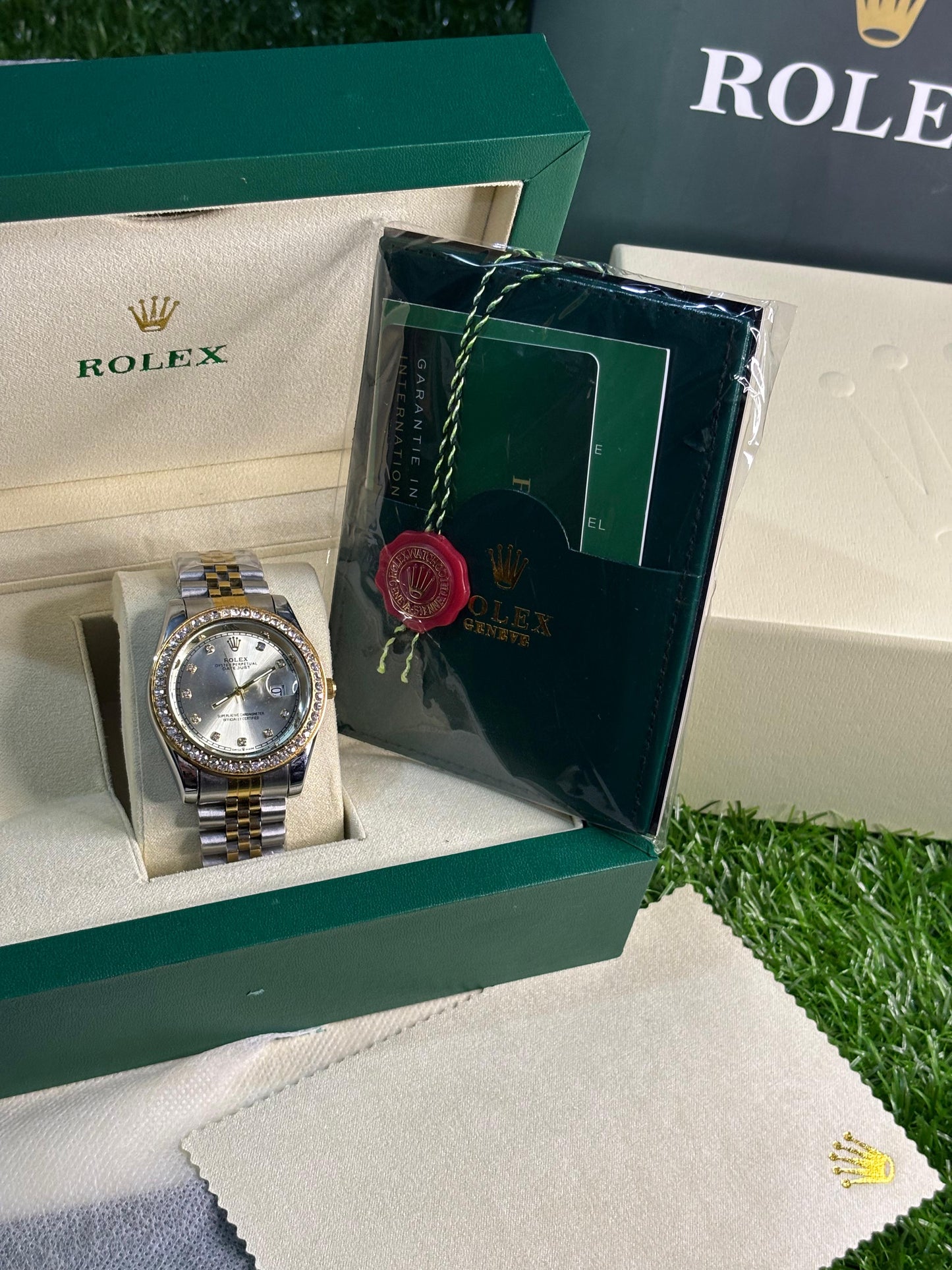 Rolex Oyster Perpetual Datejust – Two-Tone Diamond Bezel & Silver Dial (Men’s)