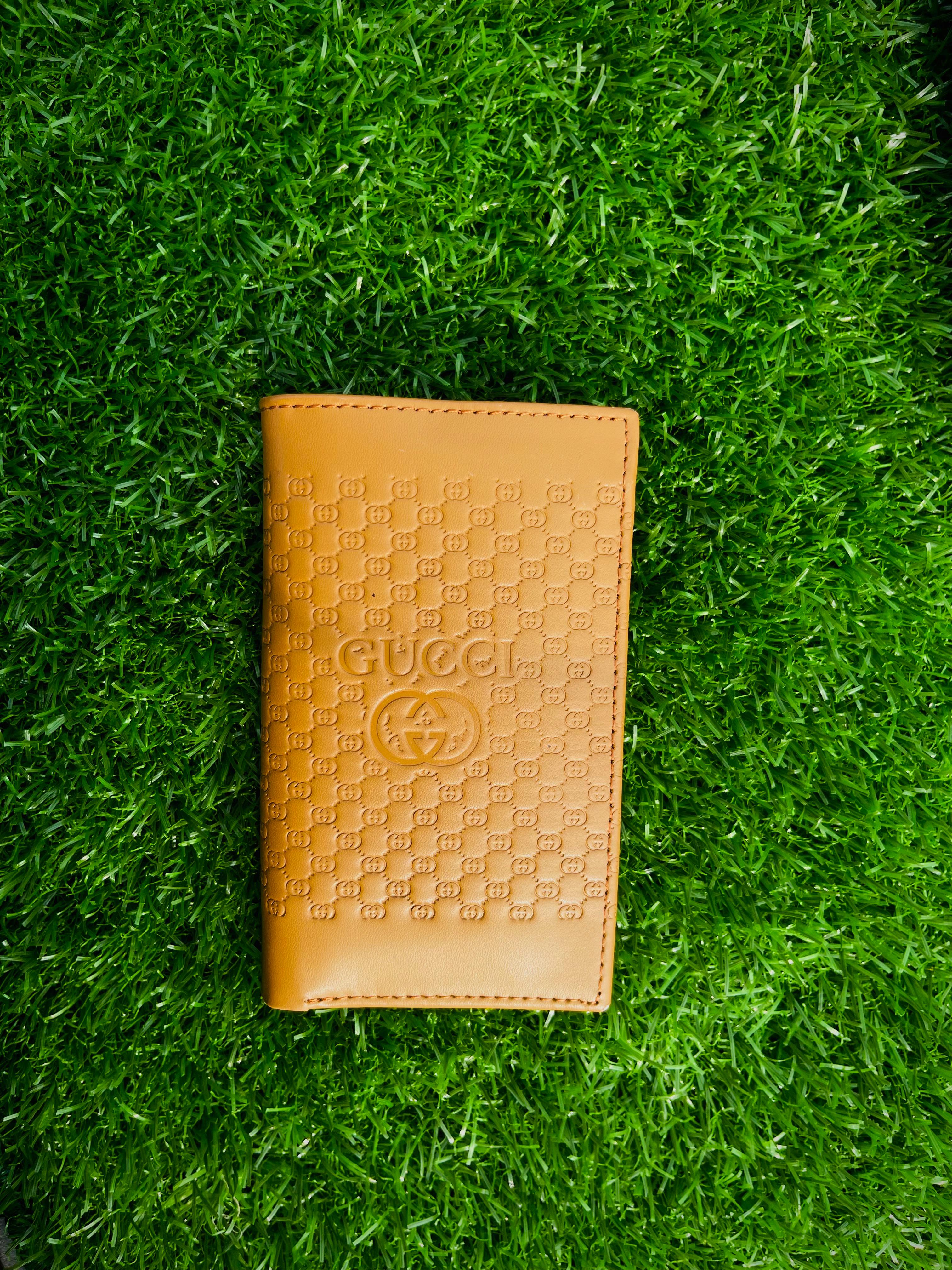 Premium Gucci-Inspired Embossed Leather Wallet – Timeless Design