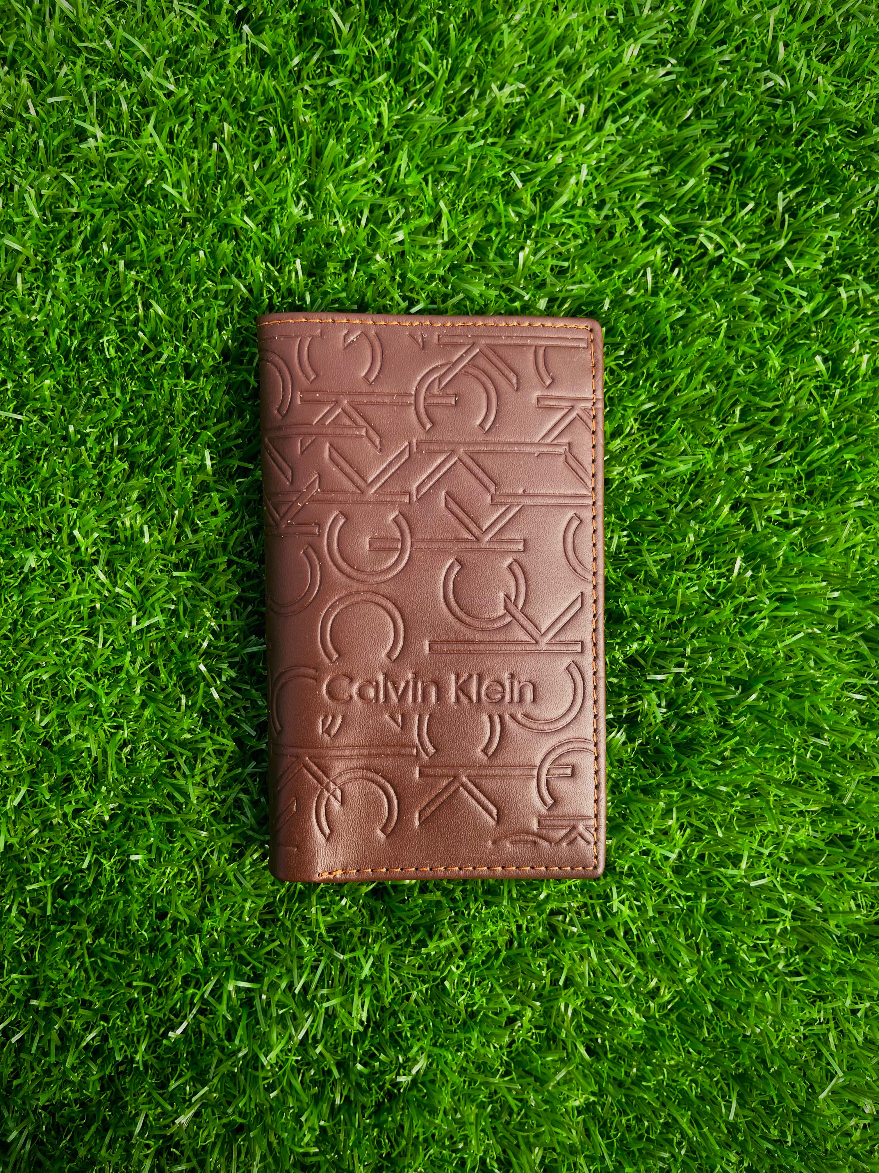Calvin Klein Embossed Leather Wallet – Iconic Style, Premium Feel